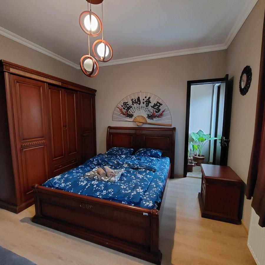 Guesthouse Different Tbilisi Eksteriør bilde