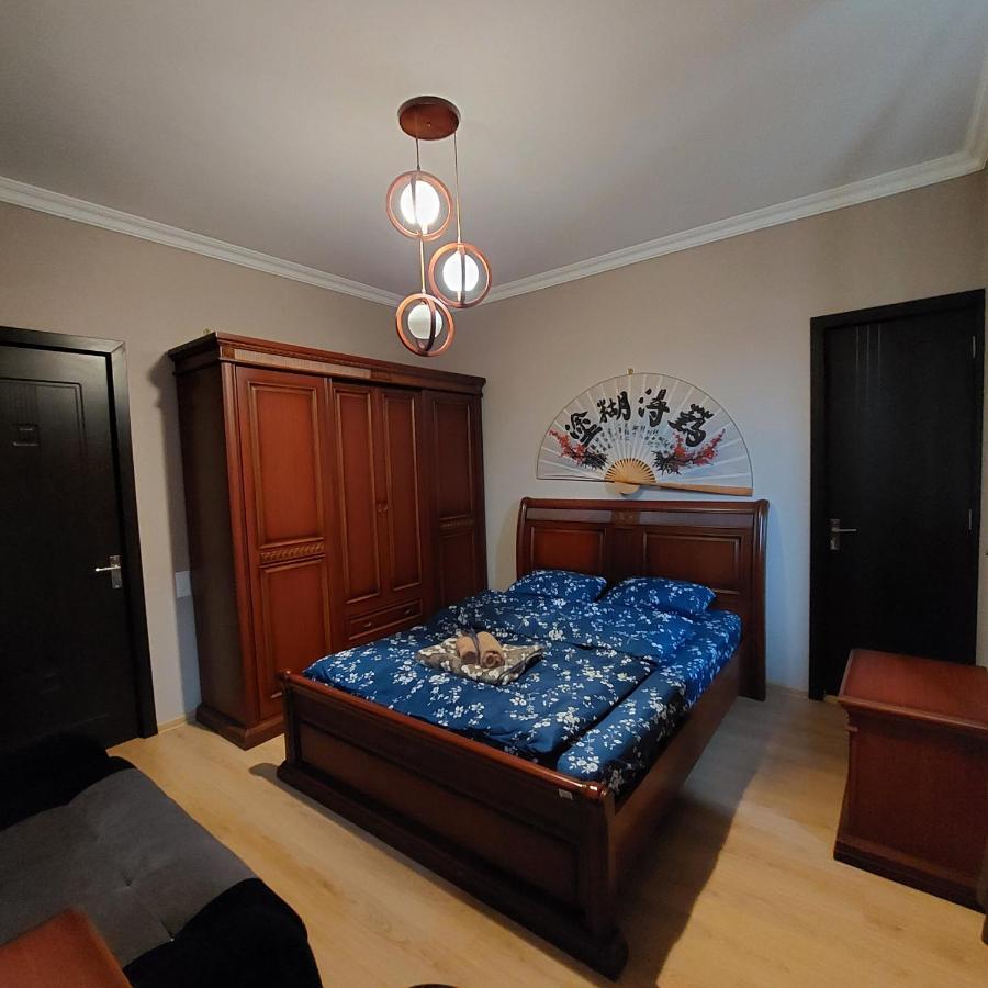 Guesthouse Different Tbilisi Eksteriør bilde